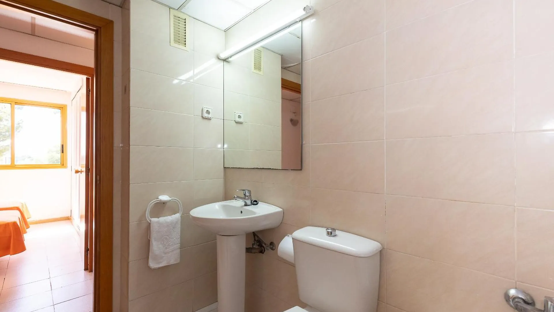 Catalonia Park Apartamentos Salou Apartment