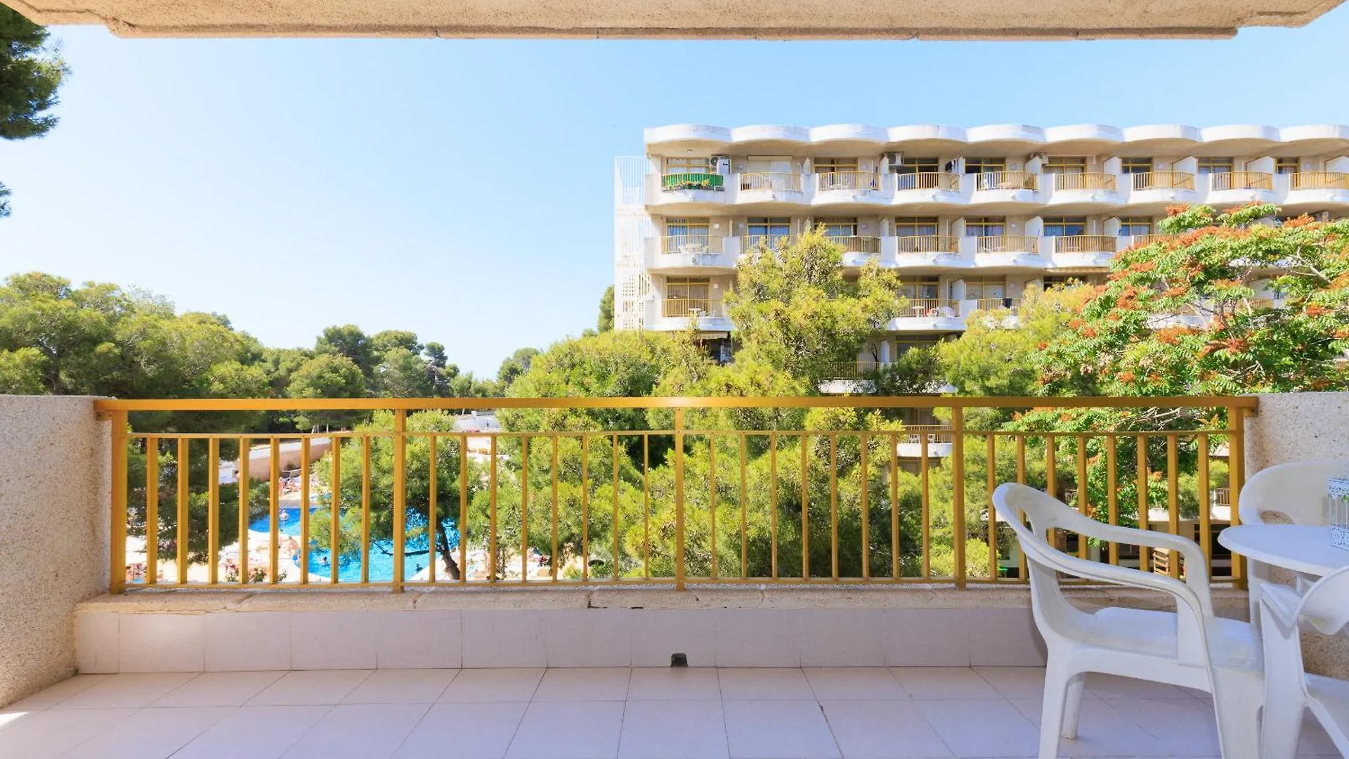 סאלו Catalonia Park Apartamentos דירה