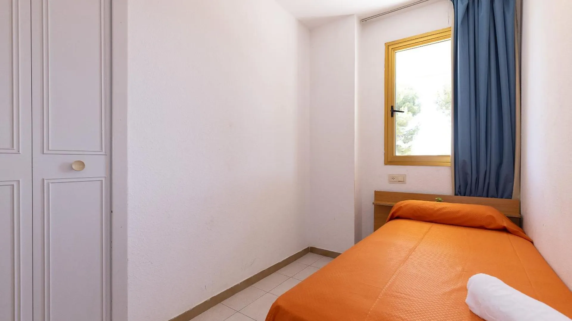 סאלו Catalonia Park Apartamentos 0*,